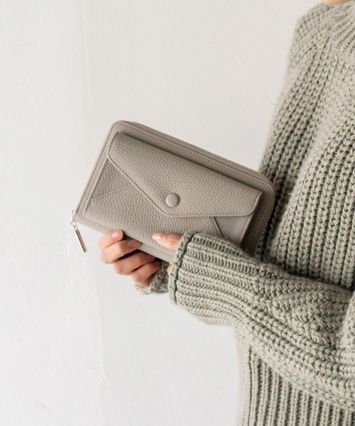 VitaFelice（ヴィータフェリーチェ）の「スキミング防止通帳ケース（パスポートケース・レディース・ライトグレー/モカ/チャコールグレー/シルバー/ブラック・FREE）」の3枚目の写真