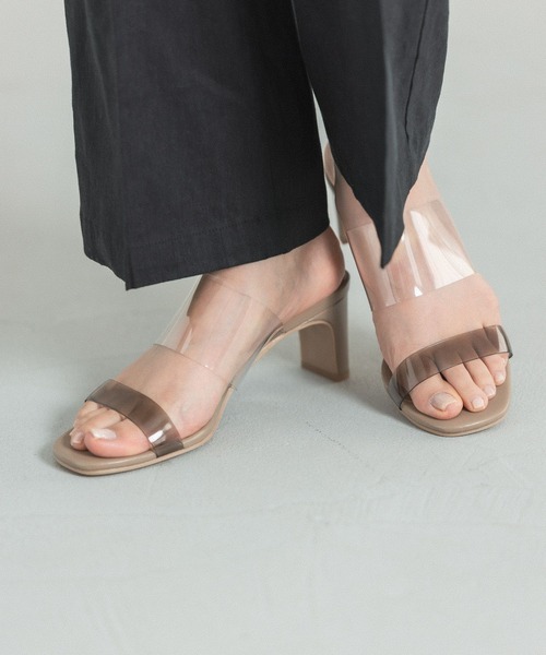 LEPSIM（レプシィム）の「クリアヒールサンダル　266792（サンダル・レディース・グレイッシュベージュ/イエロー・LARGE/MEDIUM）」の2枚目の写真