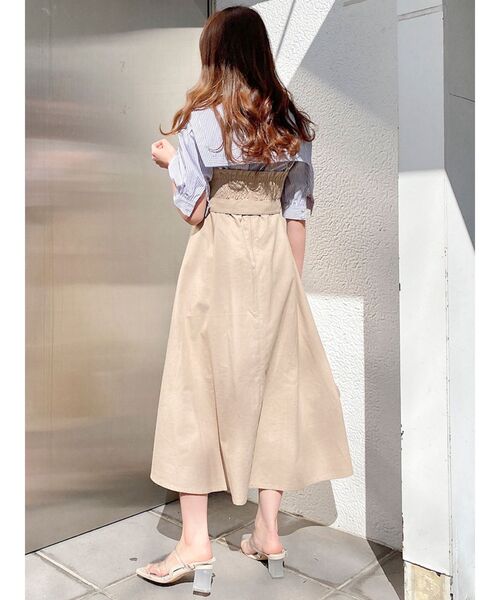 dazzlin（ダズリン）の「バイカラーレイヤードキャミワンピース（ワンピース・レディース・ブラック/ベージュ・FREE）」の5枚目の写真