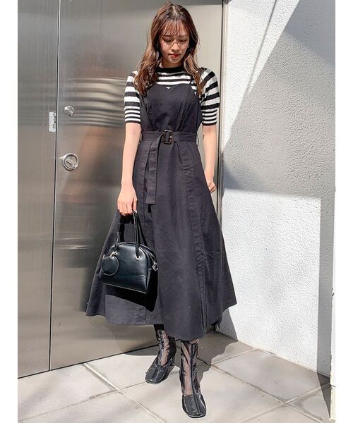 dazzlin（ダズリン）の「バイカラーレイヤードキャミワンピース（ワンピース・レディース・ブラック/ベージュ・FREE）」の8枚目の写真