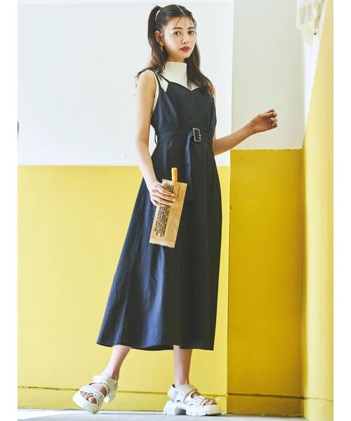 dazzlin（ダズリン）の「バイカラーレイヤードキャミワンピース（ワンピース・レディース・ブラック/ベージュ・FREE）」の14枚目の写真