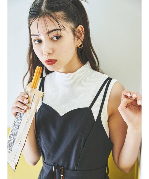 dazzlin（ダズリン）の「バイカラーレイヤードキャミワンピース（ワンピース・レディース・ブラック/ベージュ・FREE）」の17枚目の写真