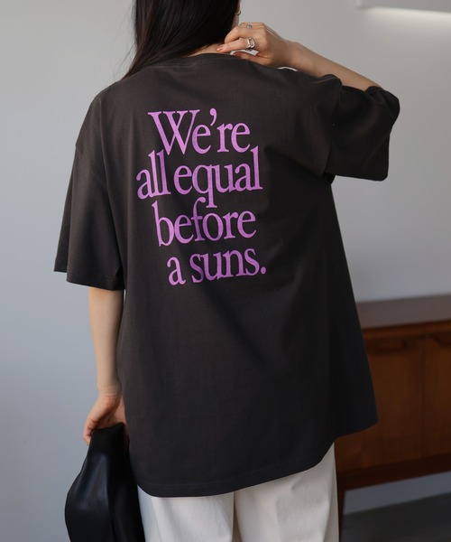 LIAN（リアン）の「ビッグロゴTシャツ（Tシャツ/カットソー・レディース・オフホワイト/ブラック/グリーン/ブルー/ピンク/レッド/オレンジ・FREE）」の5枚目の写真