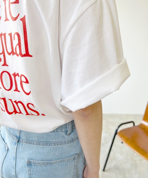 LIAN（リアン）の「ビッグロゴTシャツ（Tシャツ/カットソー・レディース・オフホワイト/ブラック/グリーン/ブルー/ピンク/レッド/オレンジ・FREE）」の13枚目の写真