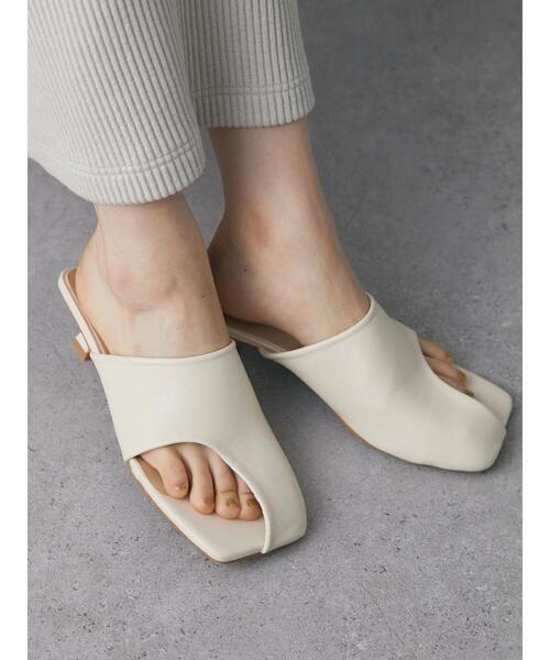 CRAFT STANDARD BOUTIQUE（クラフトスタンダードブティック）の「スクエアトングカバーヒールサンダル　＊（サンダル・レディース・ブラック/オフホワイト・S/M/L）」の5枚目の写真