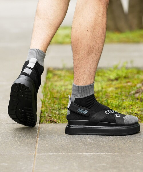 COLEMAN（コールマン）の「◆【Coleman/コールマン別注】ソックス付クロスベルトサンダル（サンダル・メンズ・ブラック/サンドベージュ/カーキ・60/70）」の6枚目の写真