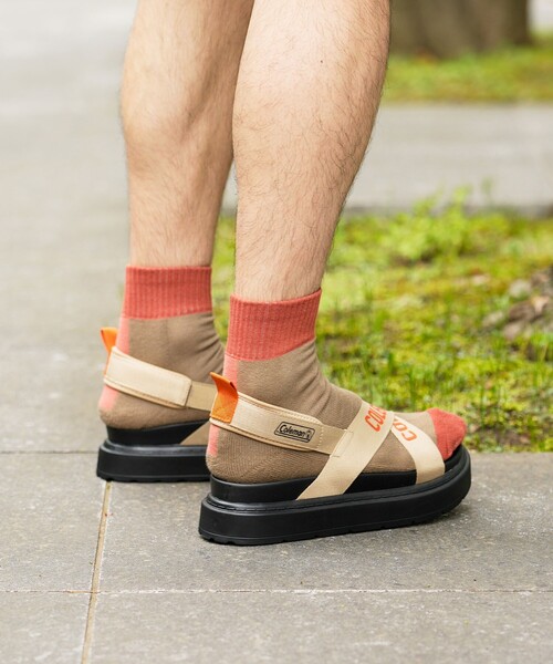 COLEMAN（コールマン）の「◆【Coleman/コールマン別注】ソックス付クロスベルトサンダル（サンダル・メンズ・ブラック/サンドベージュ/カーキ・60/70）」の11枚目の写真