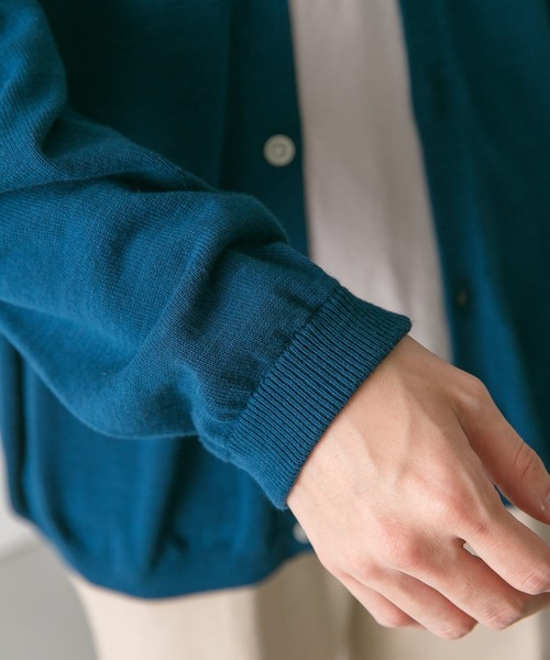 URBAN RESEARCH DOORS（アーバンリサーチドアーズ）の「強撚Vネックカーディガン（カーディガン/ボレロ・メンズ・ライトグレー/ネイビー/ターコイズブルー/グリーン・M/L）」の16枚目の写真