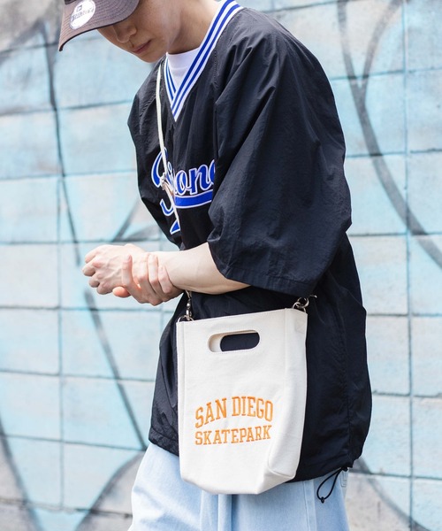 WEGO(ウィゴー)の「WEGO/2WAYキャンバスレコードショルダー(ショルダーバッグ・メンズ・ナチュラル/ブラック/ダークインディゴブルー・FREE)」の6枚目の写真