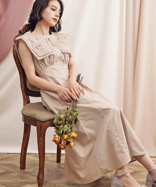 Noela（ノエラ）の「刺繍スクエアカラーワンピース（ワンピース