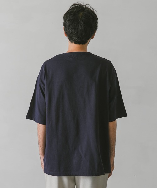 PENNEYS(ぺニーズ)の「『別注』PENNEYS×DOORS THE FOX ワッペンTシャツ(Tシャツ/カットソー・メンズ・ホワイト/ベージュ/ネイビー/カーキ・SMALL/MEDIUM/LARGE)」の9枚目の写真