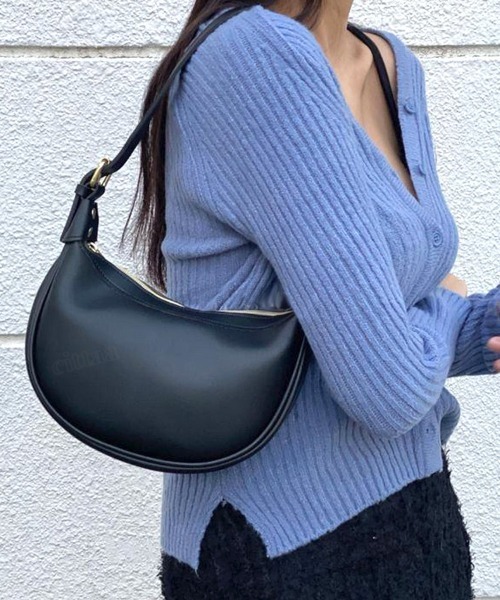 Dalfwin(ダールフィン)の「三日月ショルダーバッグ(ショルダーバッグ・レディース・ブラック/アイボリー/ベージュ・ONE SIZE/FREE)」の17枚目の写真