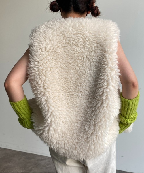 CPCM(シーピーシーエム)の「ボリュームプードルファーベスト(ベスト・レディース・ブラウン/オフホワイト/モカ・FREE)」の19枚目の写真