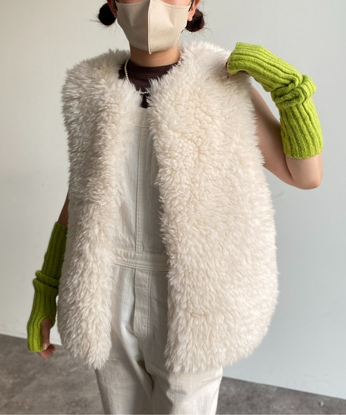 CPCM(シーピーシーエム)の「ボリュームプードルファーベスト(ベスト・レディース・ブラウン/オフホワイト/モカ・FREE)」の17枚目の写真