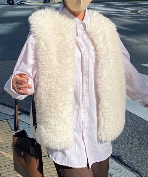 CPCM(シーピーシーエム)の「ボリュームプードルファーベスト(ベスト・レディース・ブラウン/オフホワイト/モカ・FREE)」の21枚目の写真