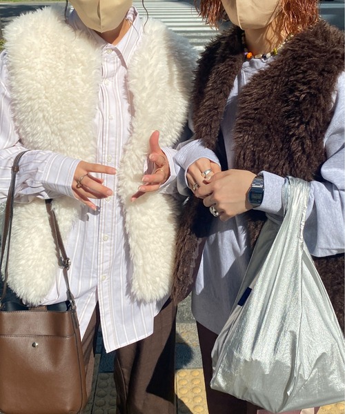 CPCM(シーピーシーエム)の「ボリュームプードルファーベスト(ベスト・レディース・ブラウン/オフホワイト/モカ・FREE)」の22枚目の写真