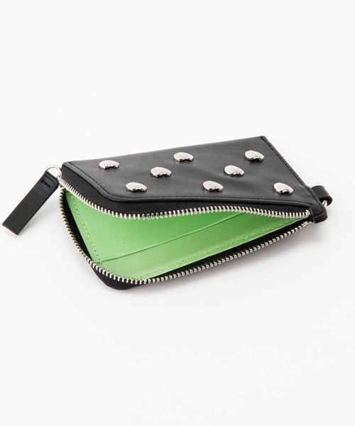 Casselini(キャセリーニ)の「Casselini(キャセリーニ)ハートスタッズカードケース(カードケース・レディース・ブラック/ブラウン/ブルー・FREE)」の5枚目の写真