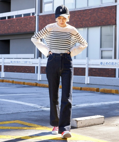 Auntie Rosa Holiday（アンティローザホリデー）の「【骨格ナチュラル】サイドスリットフレアデニム（デニムパンツ・レディース・ネイビー/ブラック・マルチサイズ）」の19枚目の写真