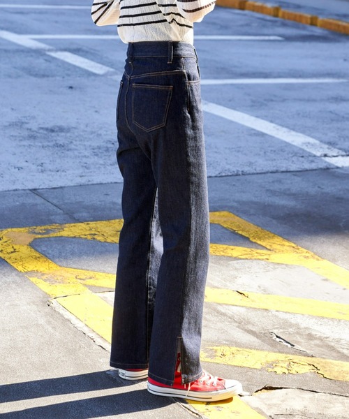 Auntie Rosa Holiday（アンティローザホリデー）の「【骨格ナチュラル】サイドスリットフレアデニム（デニムパンツ・レディース・ネイビー/ブラック・マルチサイズ）」の8枚目の写真