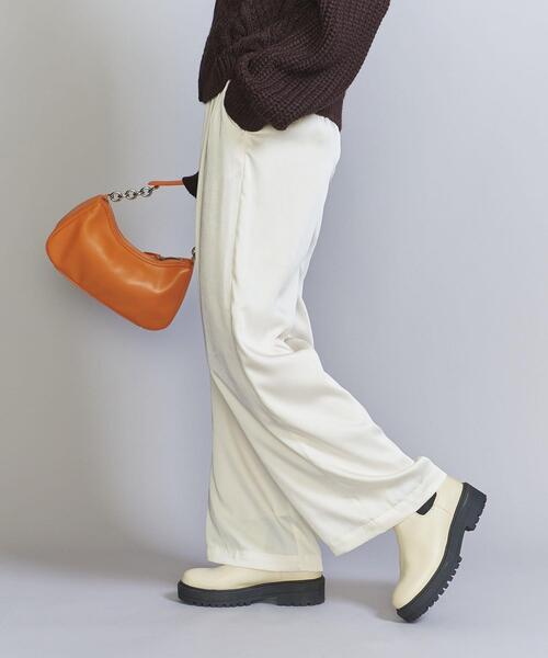 BEAUTY&YOUTH UNITED ARROWS（ビューティーアンドユースユナイテッドアローズ）の「ポリエステルサテン タックパンツ -ウォッシャブル-（その他パンツ・レディース・コバルトブルー/イエロー/オフホワイト・S/M）」の5枚目の写真
