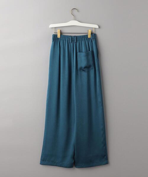 BEAUTY&YOUTH UNITED ARROWS（ビューティーアンドユースユナイテッドアローズ）の「ポリエステルサテン タックパンツ -ウォッシャブル-（その他パンツ・レディース・コバルトブルー/イエロー/オフホワイト・S/M）」の15枚目の写真