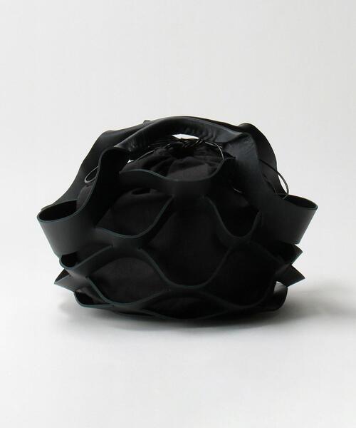 MAISON N.H PARIS（メゾンエヌアッシュパリ）の「【別注】＜ MAISON N.H PARIS ＞ メッシュ バッグ（ハンドバッグ・レディース・ブラック/オフホワイト・FREE）」の4枚目の写真