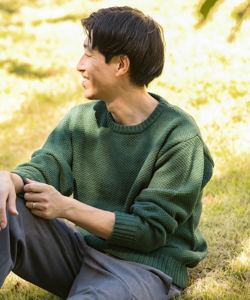 ITEMS URBANRESEARCH（アイテムズ アーバンリサーチ）の「マシンウォッシャブル クルーネックカノコニット（ニット/セーター・メンズ・オフホワイト/ピンク/グレー/グリーン/ネイビー・LARGE/MEDIUM）」の4枚目の写真