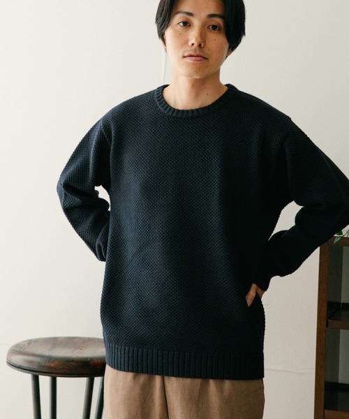 ITEMS URBANRESEARCH（アイテムズ アーバンリサーチ）の「マシンウォッシャブル クルーネックカノコニット（ニット/セーター・メンズ・オフホワイト/ピンク/グレー/グリーン/ネイビー・LARGE/MEDIUM）」の21枚目の写真