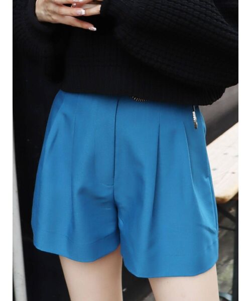 EVRIS(エヴリス)の「バックルデザインショートパンツ(その他パンツ・レディース・ブラウン/ブルー/ブラック・MEDIUM/SMALL)」の3枚目の写真