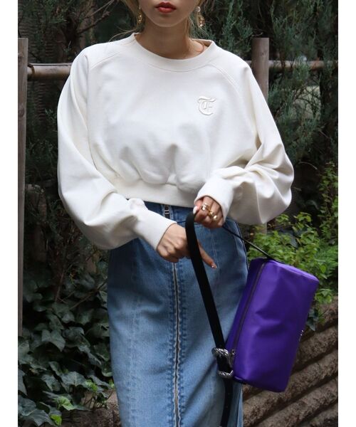 EVRIS(エヴリス)の「ショートスウェットトップス【セットアップ着用可能】(スウェット・レディース・ホワイト/ブラック/ブルー・FREE)」の12枚目の写真