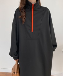 ハーフジップ配色ハイネックスウェットワンピース
