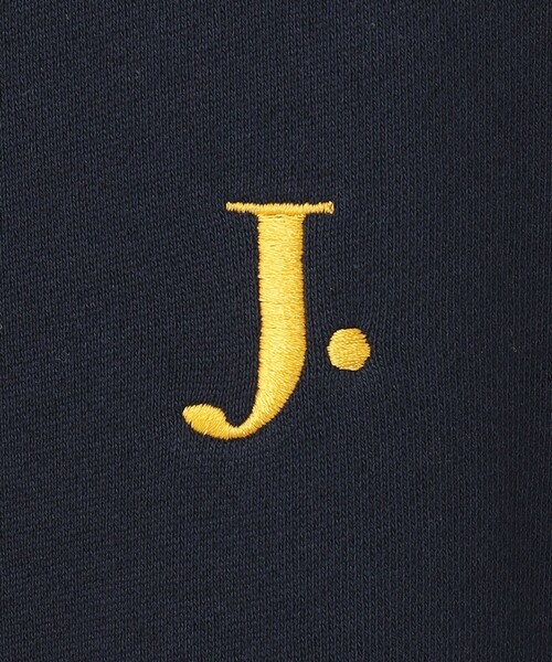 J.PRESS（ジェイプレス）の「【WEB限定】J刺繍クルーネック スウェット（スウェット・メンズ・ライトグレー系/ネイビー系/ターコイズブルー系/レッド系・SMALL/MEDIUM/LARGE/X-LARGE）」の5枚目の写真