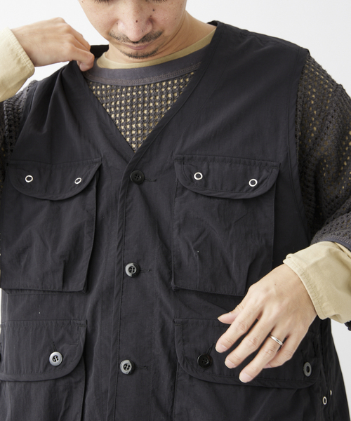 ARMY TWILL(アーミーツイル)の「【ARMY TWILL / アーミーツイル】別注 ナイロン ファティーグ ベスト(ベスト・メンズ・ブラック/カーキ/ホワイト・LARGE/MEDIUM)」の13枚目の写真