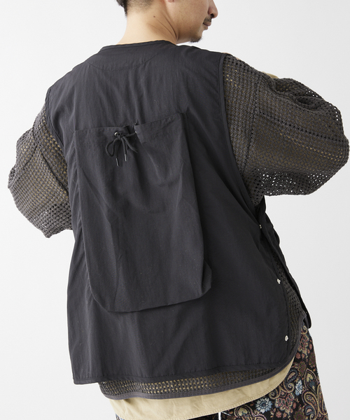 ARMY TWILL(アーミーツイル)の「【ARMY TWILL / アーミーツイル】別注 ナイロン ファティーグ ベスト(ベスト・メンズ・ブラック/カーキ/ホワイト・LARGE/MEDIUM)」の14枚目の写真
