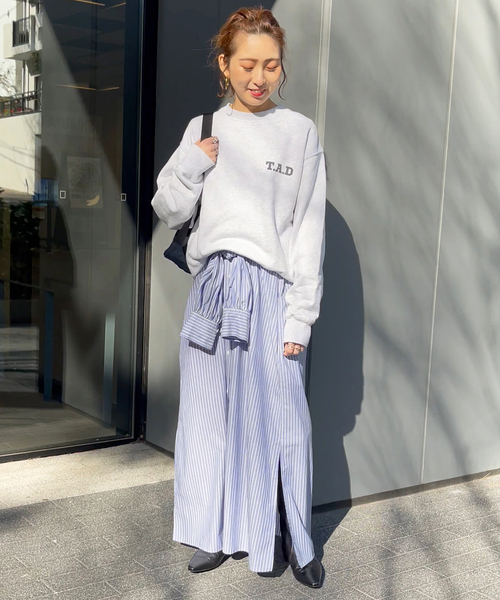 Spick & Span（スピックアンドスパン）の「ロゴスウェット