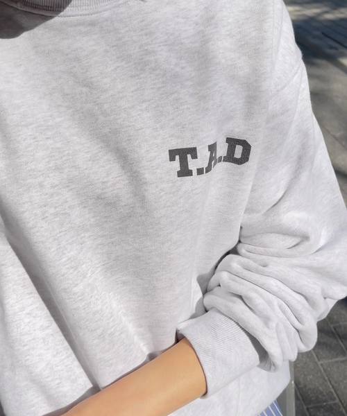 Spick & Span（スピックアンドスパン）の「ロゴスウェット