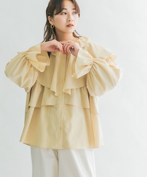 KBF（ケイビーエフ）の「ワイドフリルカラーブラウス（シャツ/ブラウス・レディース・アイボリー/ブルー系その他/ベージュ系その他・ONE）」の21枚目の写真