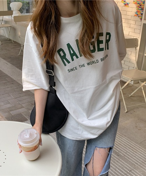 EPICKS(エピックス)の「オーバーサイズBIGカレッジロゴプリントTシャツ(Tシャツ/カットソー・レディース・グレー/ネイビー/ホワイト・LARGE/X-LARGE/MEDIUM)」の4枚目の写真
