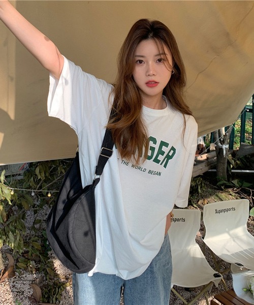 EPICKS(エピックス)の「オーバーサイズBIGカレッジロゴプリントTシャツ(Tシャツ/カットソー・レディース・グレー/ネイビー/ホワイト・LARGE/X-LARGE/MEDIUM)」の5枚目の写真