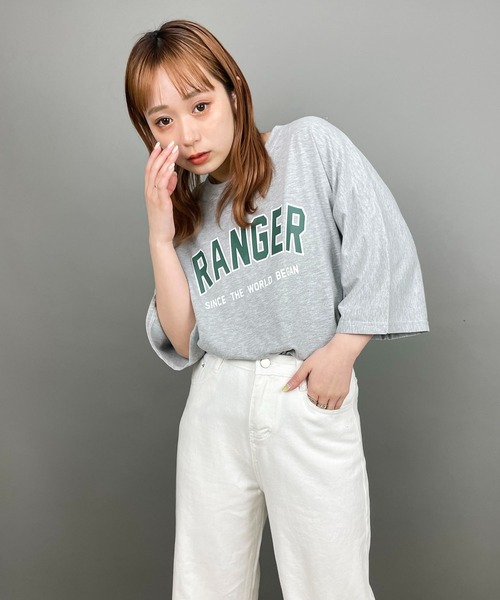EPICKS(エピックス)の「オーバーサイズBIGカレッジロゴプリントTシャツ(Tシャツ/カットソー・レディース・グレー/ネイビー/ホワイト・LARGE/X-LARGE/MEDIUM)」の17枚目の写真