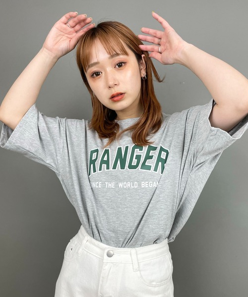 EPICKS(エピックス)の「オーバーサイズBIGカレッジロゴプリントTシャツ(Tシャツ/カットソー・レディース・グレー/ネイビー/ホワイト・LARGE/X-LARGE/MEDIUM)」の18枚目の写真