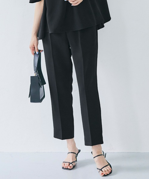 coca(coca)(コカ)の「ウエストタックテーパードパンツ(スラックス・レディース・ライトベージュ/ブラック・L/M)」の2枚目の写真