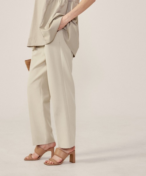 coca(coca)(コカ)の「ウエストタックテーパードパンツ(スラックス・レディース・ライトベージュ/ブラック・L/M)」の7枚目の写真