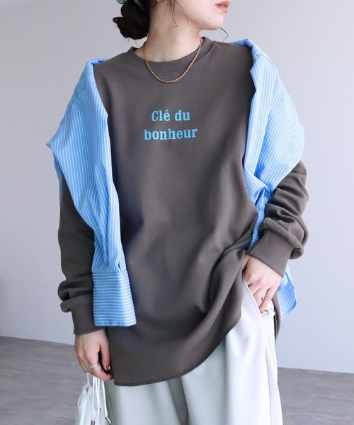 reca(レカ)の「ロゴプリントロンTシャツ(Tシャツ/カットソー・レディース・ナチュラル/チャコールグレー/オフホワイト/グレー系/ライトグレー・FREE)」の4枚目の写真