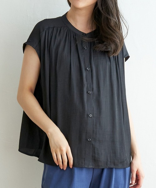 ikka(イッカ)の「カッセンギャザーフレンチソデシャツ(シャツ/ブラウス・レディース・モカ/ブルー系その他/ブラック・L/M)」の1枚目の写真