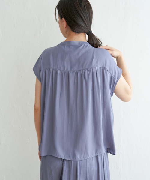 ikka(イッカ)の「カッセンギャザーフレンチソデシャツ(シャツ/ブラウス・レディース・モカ/ブルー系その他/ブラック・L/M)」の13枚目の写真