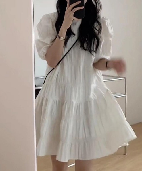 gossip!ロサンゼルス(ゴシップロサンゼルス)の「YUGA パフスリーブ プリーツワンピース(ワンピース・レディース・ホワイト/ブラック・L/M)」の10枚目の写真