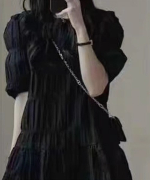 gossip!ロサンゼルス(ゴシップロサンゼルス)の「YUGA パフスリーブ プリーツワンピース(ワンピース・レディース・ホワイト/ブラック・L/M)」の7枚目の写真