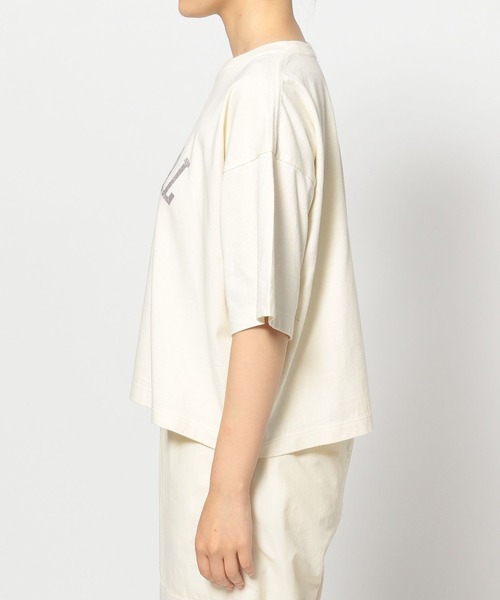 LOWRYS FARM(ローリーズファーム)の「カレッジショートロゴSS966580(Tシャツ/カットソー・レディース・チャコールグレー/グレー/アイボリー/ブラウン・FREE)」の16枚目の写真