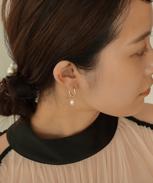 Monocoro toppi（モノコロトッピ）の「マルチWAY フープ パール ロング ピアス（ピアス（両耳用）・レディース・ゴールド/シルバー・フリー）」の8枚目の写真